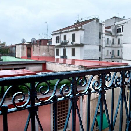 Casa Garibaldina A Napoli Hotel Exterior foto